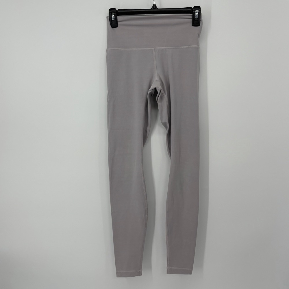 Lululemon Wunder Under‎ High Rise Tight 28" Women's Size 4 Lavender Purple Yoga
